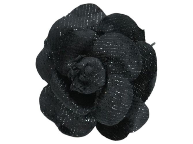 Timeless Chanel Vintage schwarze Samt Lurex Brosche Pin Kamelienblume