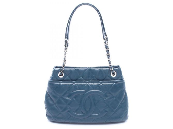 Timeless Borsa tote matelassé verde Chanel