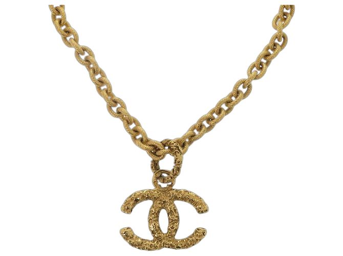Collar de metal dorado Chanel Lava Coco Marca 95A