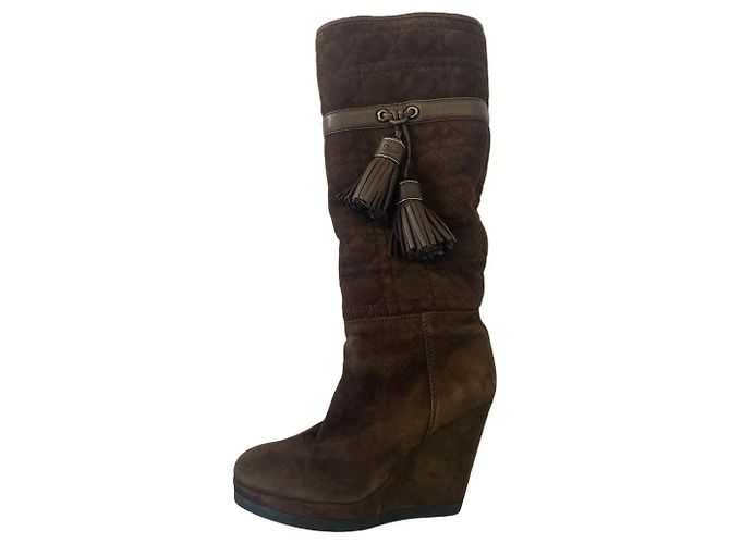 Botas Dior Cannage de camurça marrom