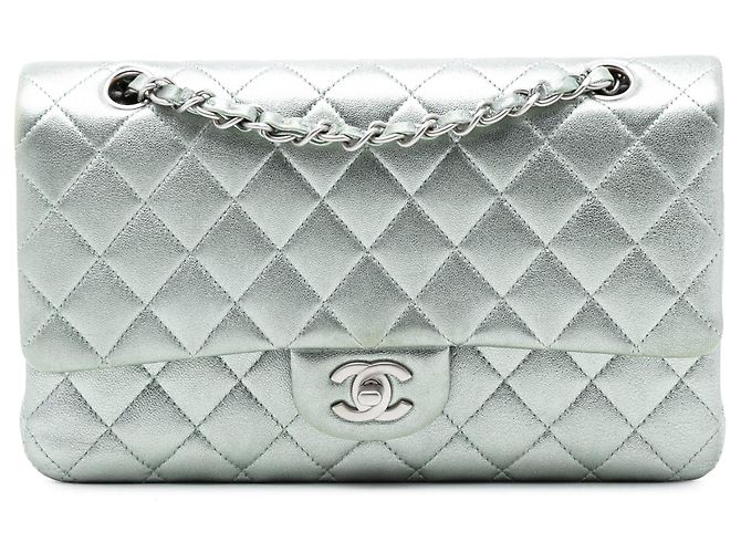 Chanel Medium Classic Metallic Lammleder Doppelverschluss Grün