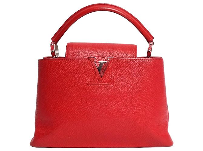 Louis Vuitton Sac à main Capucines en cuir rouge