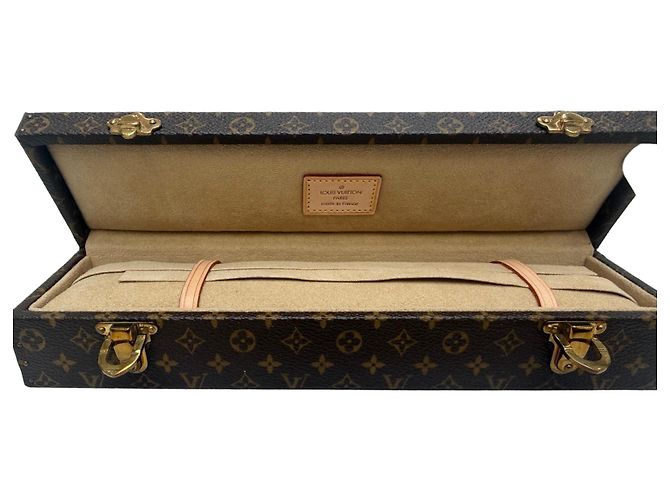 Monogram Schmuckkästchen von Louis Vuitton Braun
