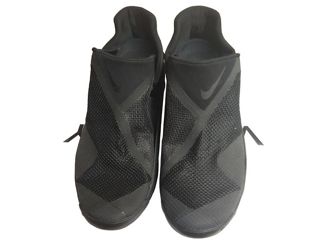 Nike Go Flyease Black Sneakers