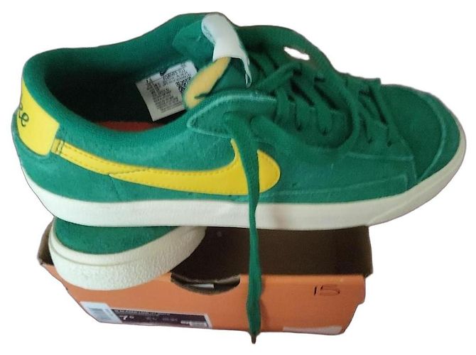 Baskets basses Nike Blazer Low '77 Vintage Vert Jaune