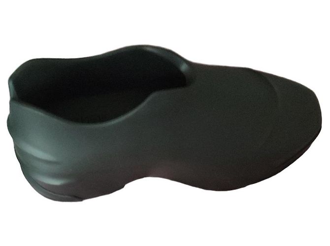 Sneaker Givenchy in gomma nera Nero 