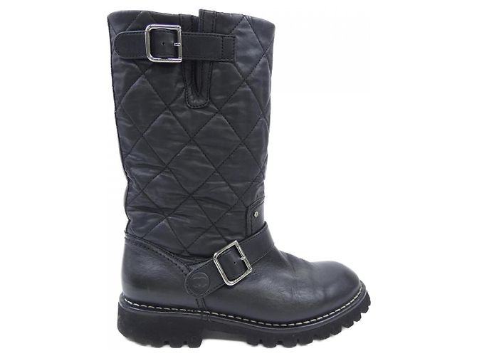 Timeless Botas de shearling Chanel Negro 