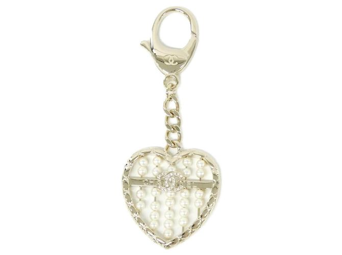 Chaveiro Chanel ABG045 Branco Dourado