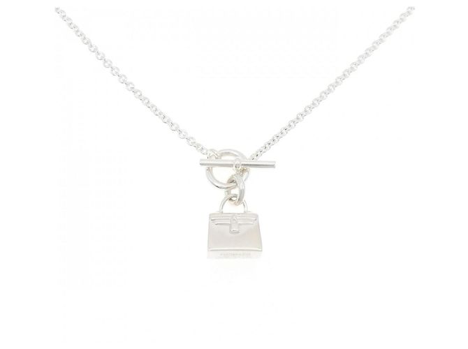 Collar Amulette Kelly de Hermès