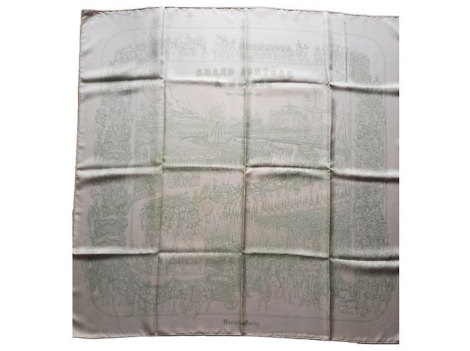 Hermès, 90 cm square - extremely rare Beige