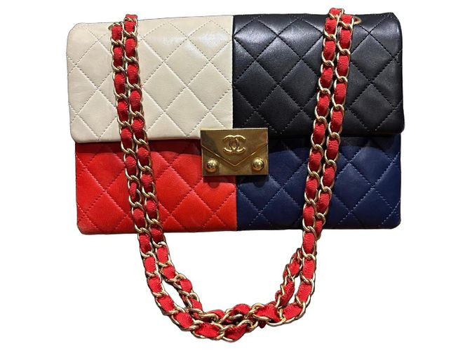Sac à rabat Colorblock Chanel Noir Blanc Rouge Bleu