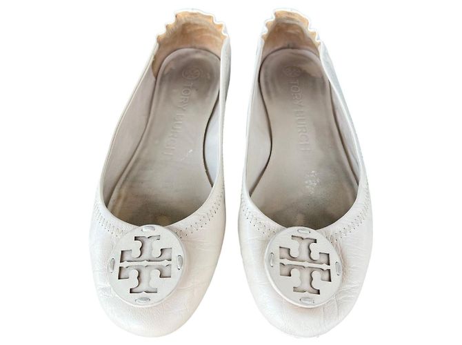 Sapatilhas Tory Burch em couro bege