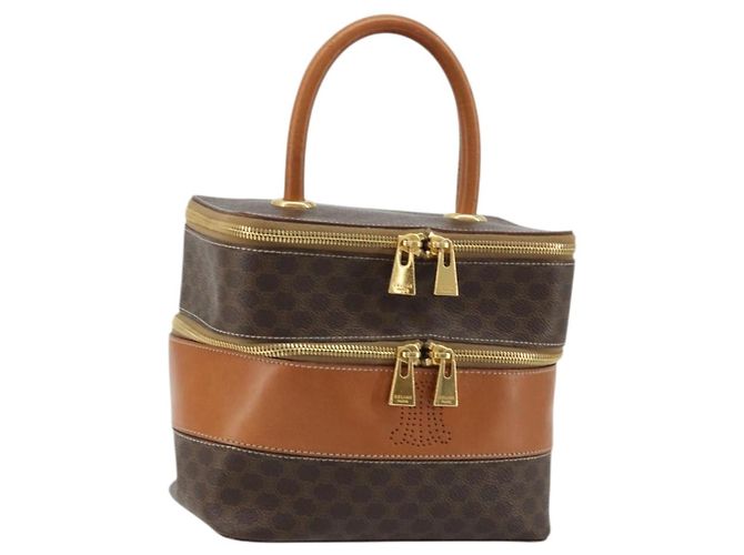 Céline Bolsa de mão vanity em lona Macadam CELINE em couro PVC marrom e dourado Auth YKZ1479A