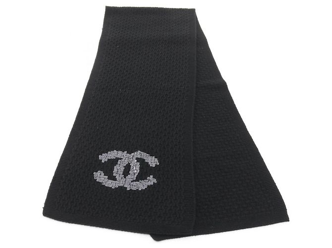Timeless Chanel Coco Mark Cashmere Schal in Schwarz