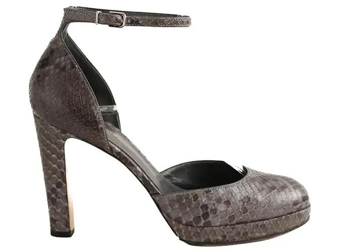 Gianvito Rossi Grey heels
