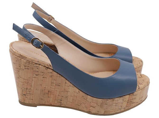 Sandale à talon compensé Riveria Slingback de Stuart Weitzman en cuir bleu