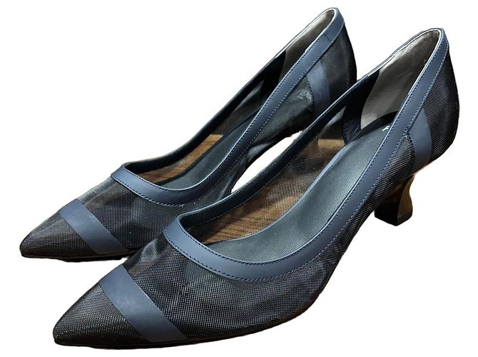 Fendi Mesh Pointed Toe Heels Black