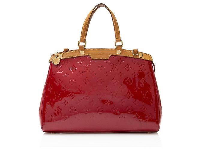 Sac à main Brea MM en Monogram Vernis de Louis Vuitton Rouge