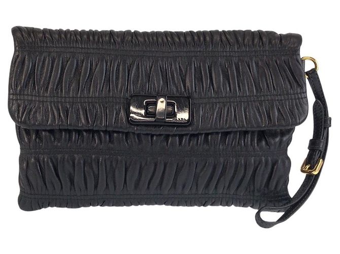 Clutch in pelle nera Prada Nero