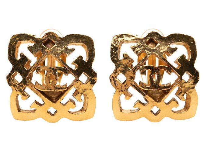 Timeless Orecchini vintage a clip Coco Mark di Chanel D'oro