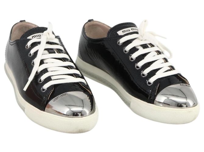 Miu Miu Sneakers aus Lackleder 36 1/2 Schwarz CC Auth am11207A