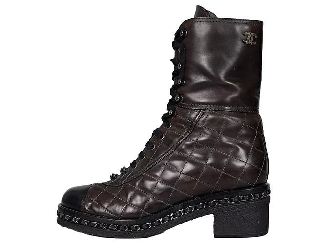 Braune gesteppte Leder Schnürstiefel von Chanel - Größe 8/38 Gebraucht