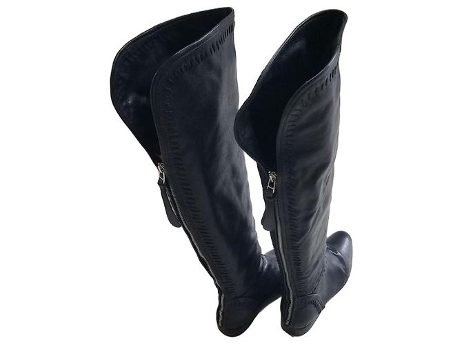 Jean Louis Scherrer Bota overknee com zíper na parte de trás e costuras acolchoadas Preto