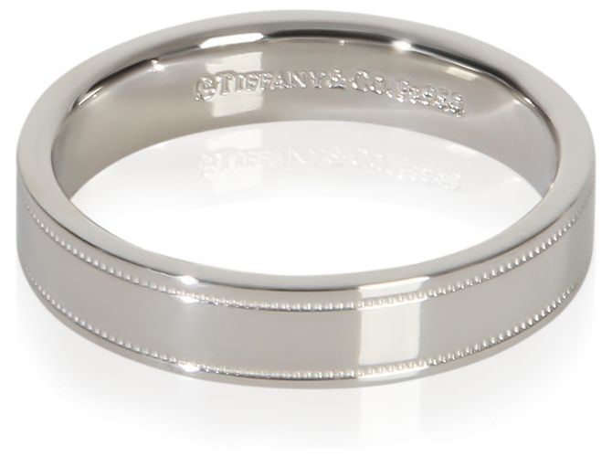 Anillo Milgrain de 4mm en Platino Tiffany & Co.