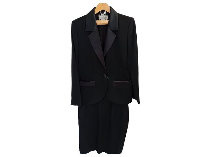 Ensemble tailleur jupe YVES SAINT LAURENT noir 