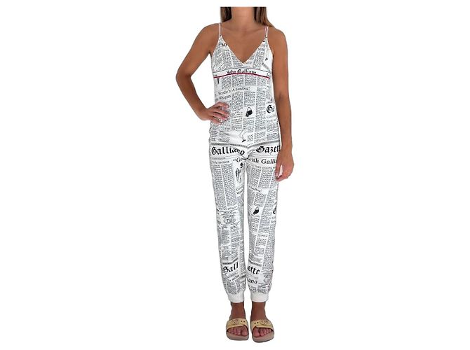 Conjunto de dos piezas John Galliano Estampado Periódico Negro Blanco