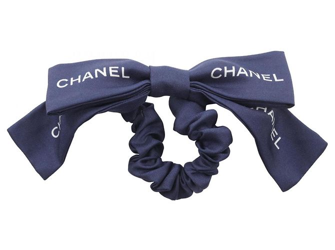 Scrunchie in seta blu navy Chanel