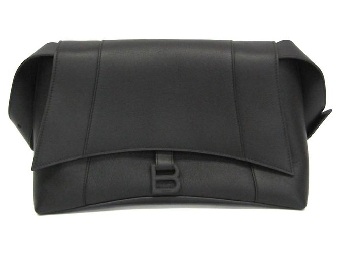 Bolsa de ombro de couro Balenciaga Downtown Medium Preto