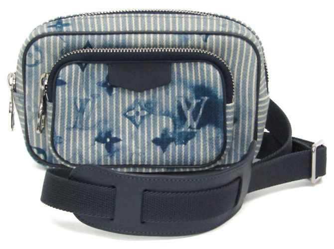 Pochete Outdoor Monogram Louis Vuitton Branco Azul