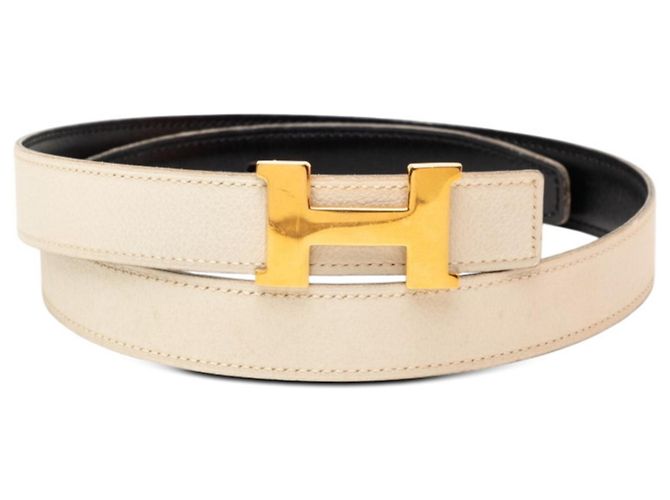 Cinto reversível com logo H-Buckle Constance da Hermès Preto Branco