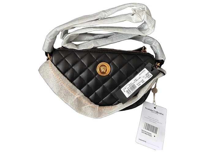 Bolsa de ombro Versace em couro acolchoado preto
