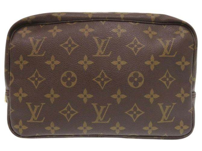 Neceser 23 Monograma Louis Vuitton