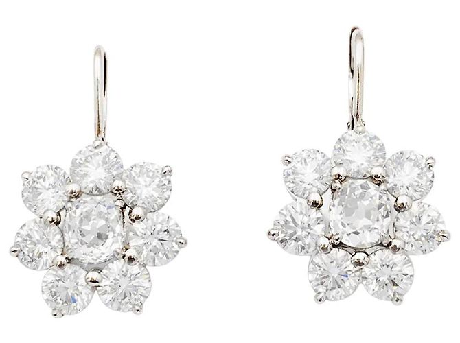 Autre Marque Pendientes de dormir, oro blanco y diamantes.