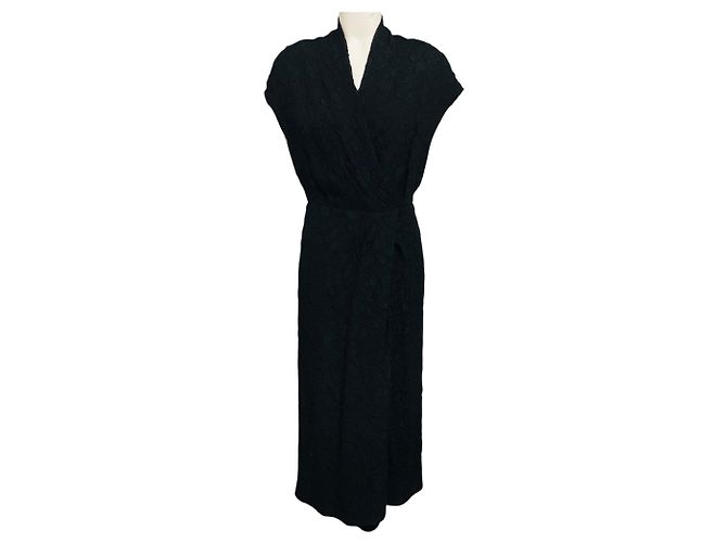 Schwarzes strukturiertes Dillan-Midikleid von Dries van Noten