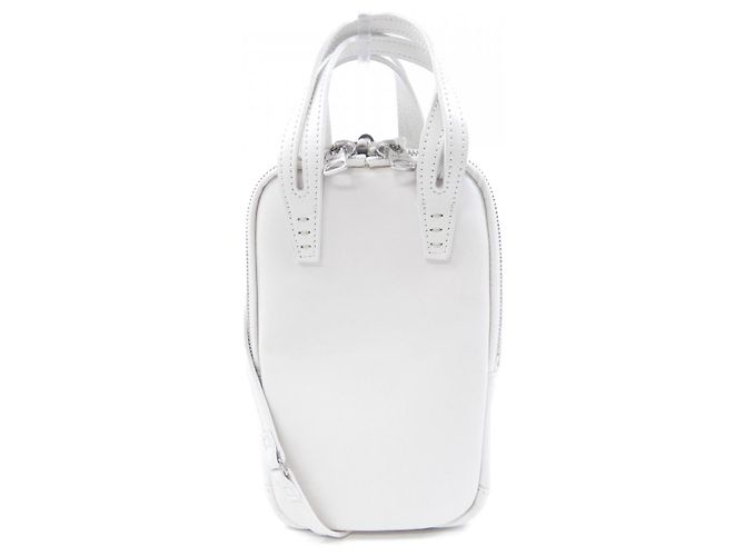 Autre Marque Eine VACATION-Tasche Weiß