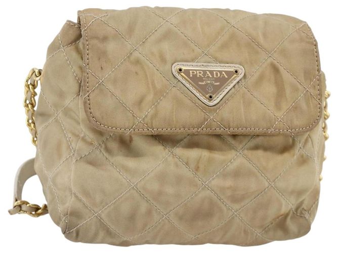 Bolsa de Ombro com Corrente Prada em Nylon Bege Dourado Auth bs34265