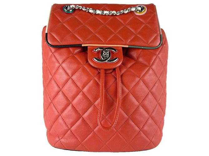 Autre Marque Chanel Rucksack aus Lammleder Schwarz Weiß Orange Marineblau