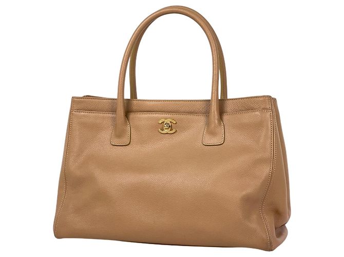 Executive Bolsa Tote da Linha Executiva da Chanel Bege