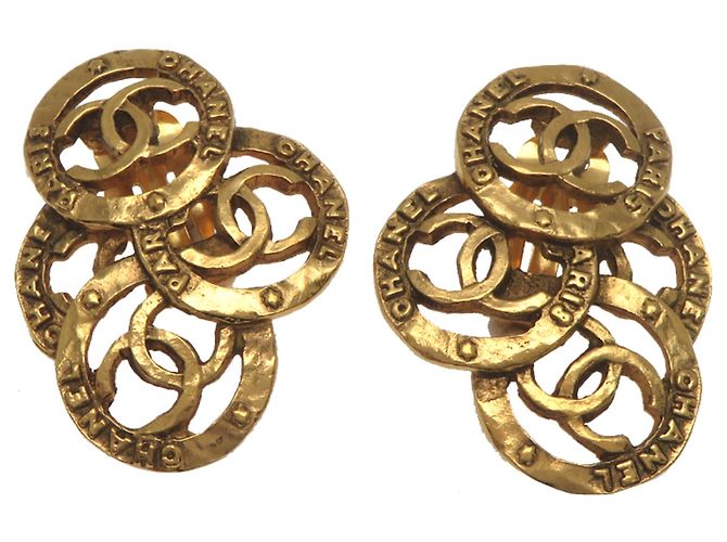 Pendientes redondos de clip Coco Mark de Chanel