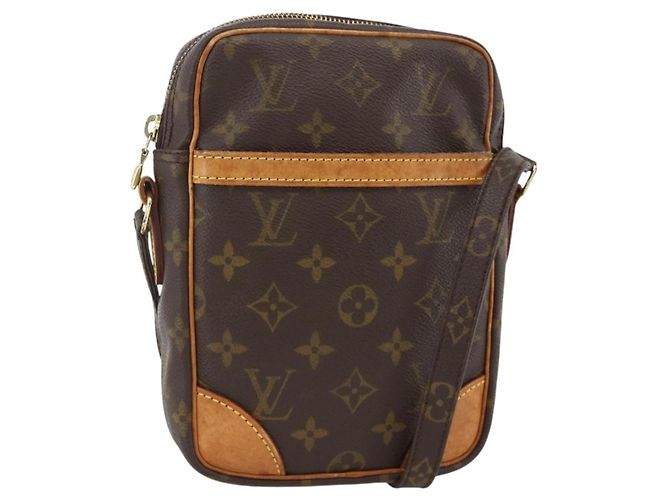 LOUIS VUITTON Sac à épaule Monogram Danube M45266 LV Auth hk3648 Monogramme