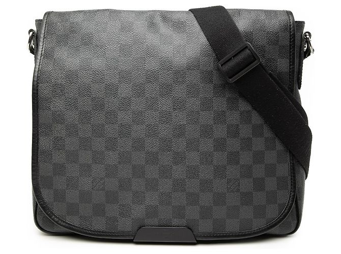 Louis Vuitton Damier Graphite Noir Daniel MM
