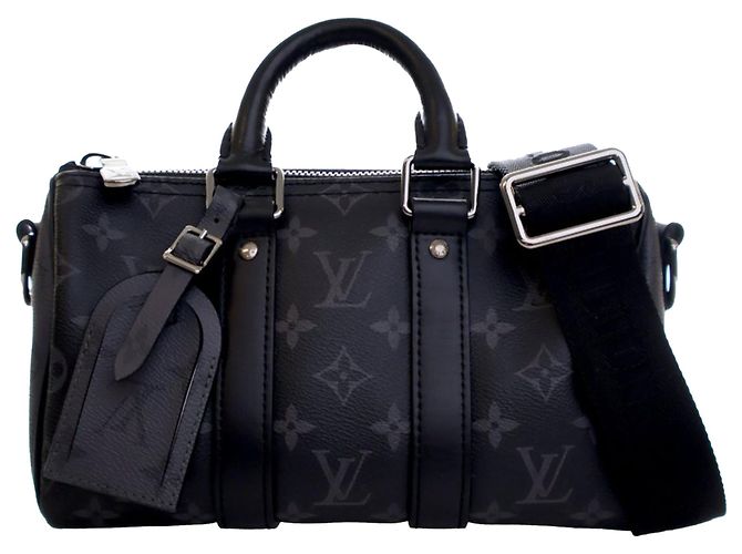 Louis Vuitton Keepall Bandoulière 25 Monogram Eclipse Reverse Noir