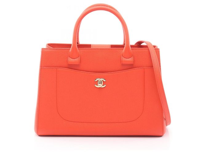 Chanel Neo Executive Tote Bag Rot