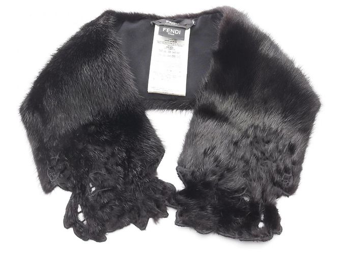 Sciarpa in visone Fendi nera Nero