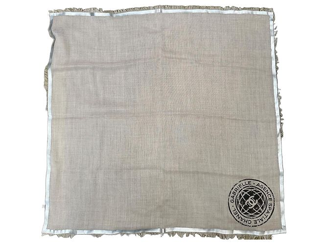 Chanel Sciarpe di Seta Beige Cachemire