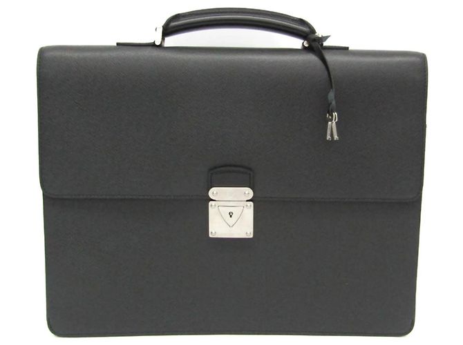 Pasta Robusto 1 em couro Taiga Louis Vuitton Preto
